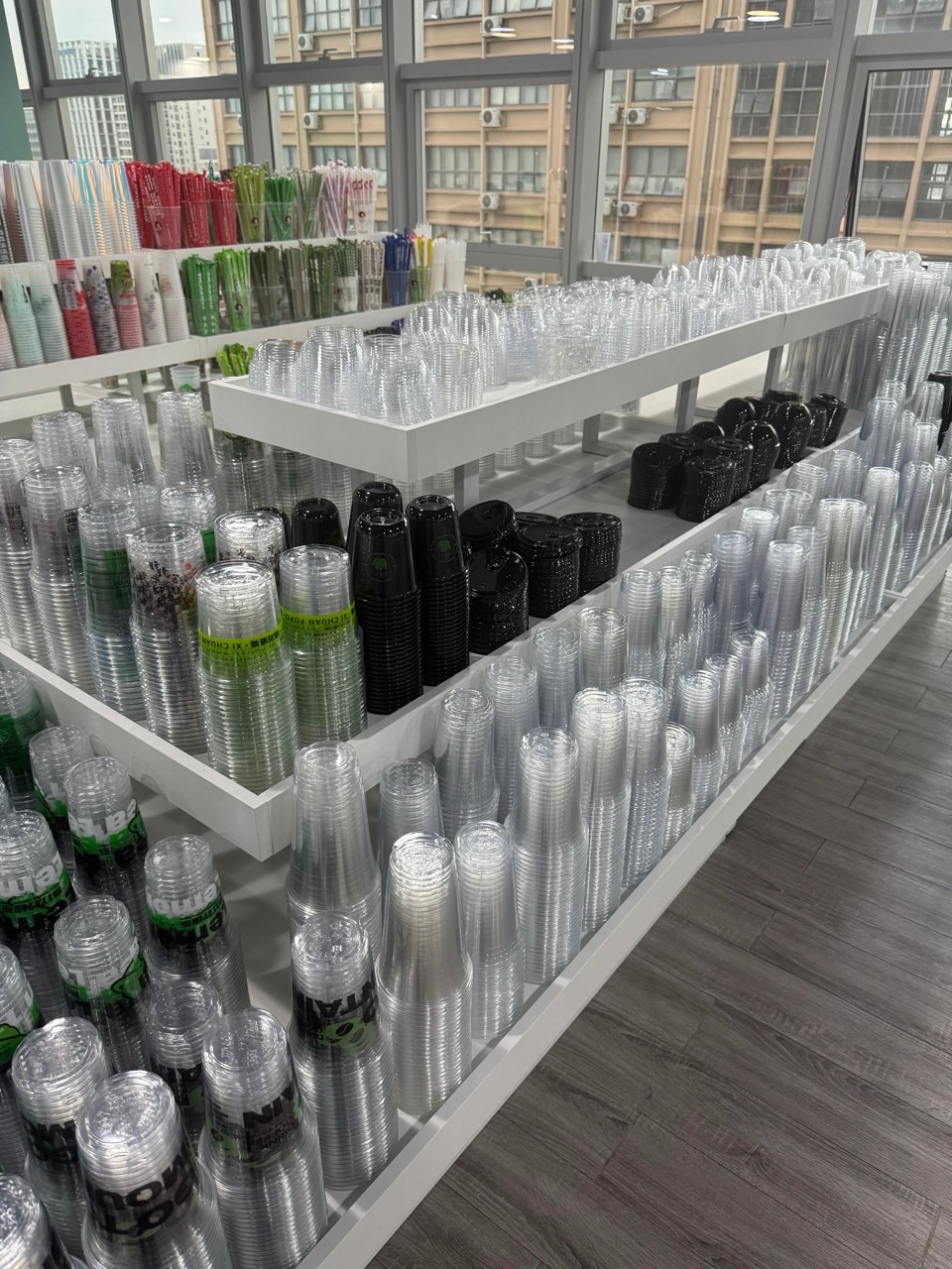 Custom coffee cups and branded catering packaging sourced from China for low MOQ cafe packaging orders